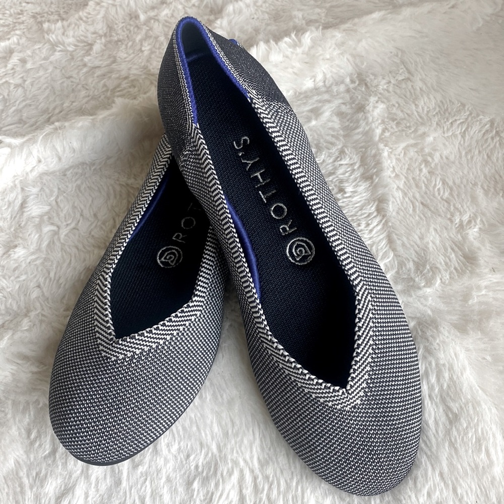 Rothys The Flats Size 7.5 Black & white print Womens Pumps Shoes